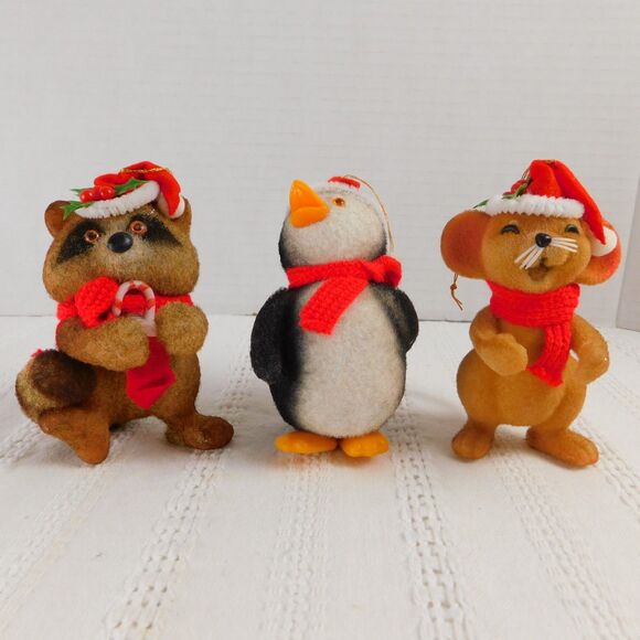 Flocked Christmas Ornaments, Lot of 3 Vintage 1960s Japan Raccoon Mouse Penguin - Picture 9 of 9